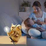 NuttyLume - Söt ekorre-ljusskulptur med LED-lampa och varm, mysig glöd Carvallo