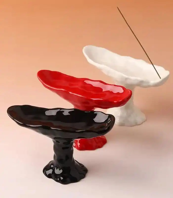Elegant keramik rökelsebrännare hemdekoration finns i röd, vit, svart Carvallo