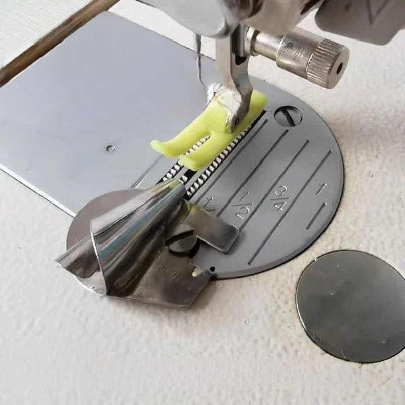 SewMaster – Justerbar fållfotsfot för precisa och snygga sömmar Carvallo