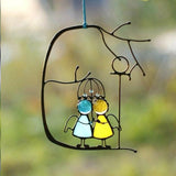 Carvallo – Festliga hängande ornament med lekfullt barndomsinspirerat design Carvallo