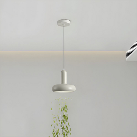 Bauhaus Puck Creamy Pendellampa Carvallo