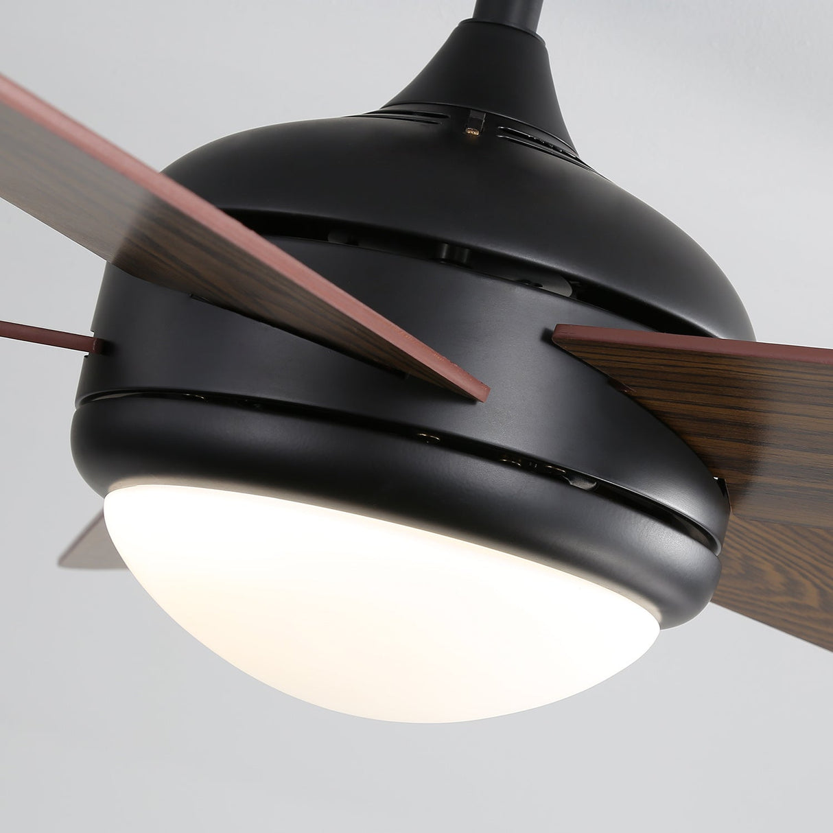 Stilig 52" Trä Takfläkt med dimbar LED-lampa och fjärrkontroll Carvallo