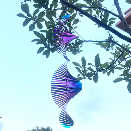 Rotating Wind Spinner Garden Decor Hanger – Colorful Garden Decoration for Outdoors Carvallo