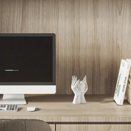 Enastående och modern krämfärgad vas Carvallo