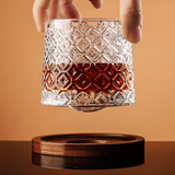 Carvallo - Premium whiskyglas med invecklad snurrande bas för en unik upplevelse Carvallo