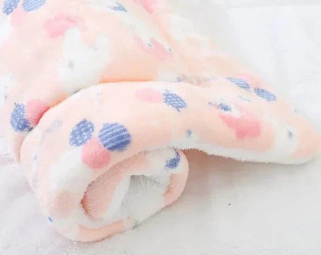 SnuggleSoft – Ultramysig fleecefilt för katter | Värme och komfort hela dagen MILA Sverige