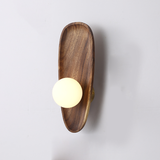 WoodGlo – Minimalistisk V�gglampa i Massivt Trä med LED-belysning Carvallo