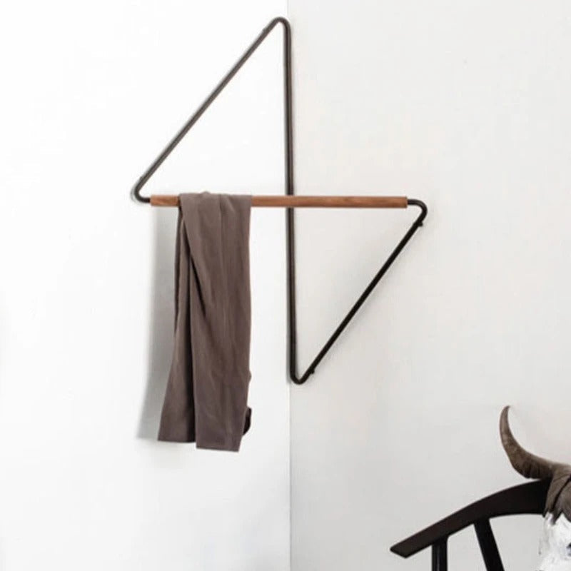 Carvallo – Multifunktionell klädhängare med hylla och platsbesparande design Carvallo