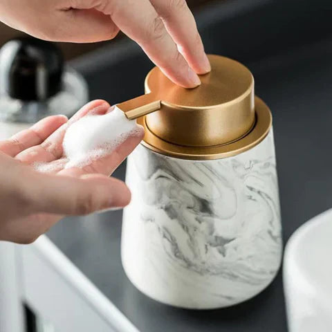 Carvallo Essence – Lyxigt Marmor Badrum Set med Minimalistisk Elegans Carvallo