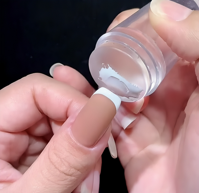 Carvallo | NailPerfection - Perfekta franska tips på sekunder! Carvallo