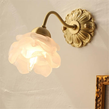 BlossomGlow – Vintage Koppar Blomblad Vägglampa Carvallo