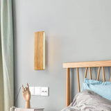 Vägglampa med roterbar trä-LED-design Carvallo