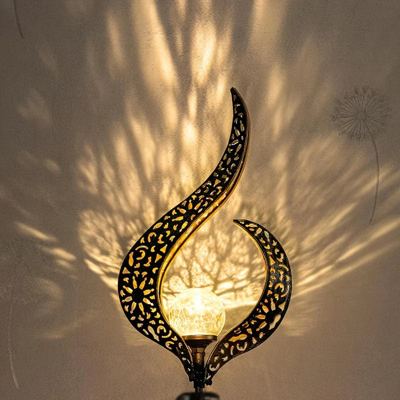 Solar trädgårdslampa i metall - Vattentät LED-design i måne-, låga-, sol- eller stjärnform Carvallo