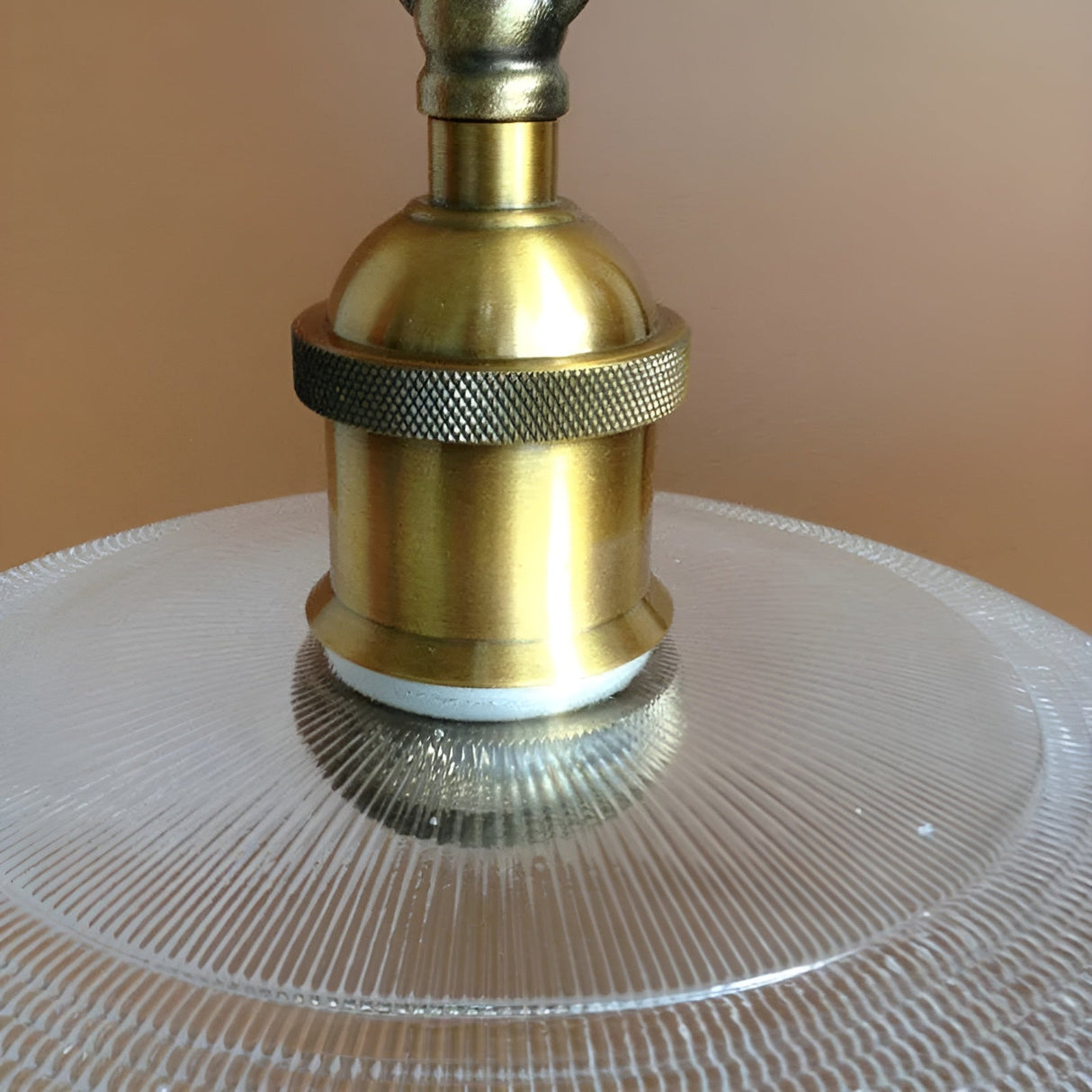 Retro pendel ljus av glas – Stilig hängande lampa för mysiga utrymmen Carvallo