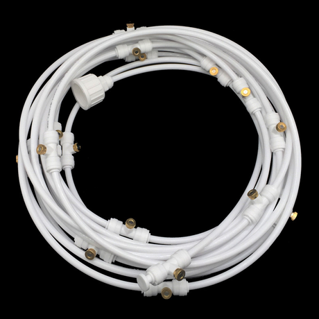 Sprinklersystem – Vattenslang med sprutmunstycken för svalkande uppfriskning i trädgården Carvallo