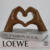 Hjärtformad Skulptur: Modern Konst med en Romantisk Touch Carvallo