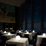 RoyaleGlow Utomhus Globljus - Trådlös, Väderbeständig, 16 Färger LED Sfärljus Carvallo