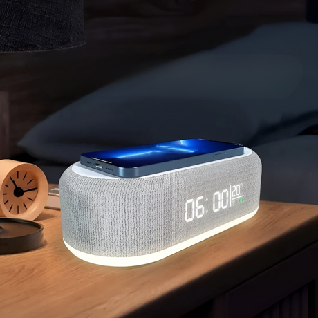 BrightCharge Klocka – Trådlös laddstation och väckarklocka Carvallo