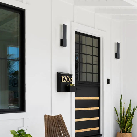 RadiantBeam - Slim svart LED vägglampa för stilig och effektiv belysning Carvallo