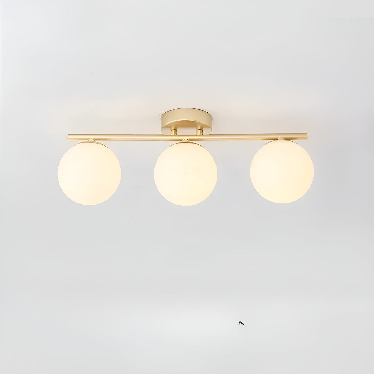 LED-taklampa i glas – Nordisk design | För vardagsrum & sovrum Carvallo