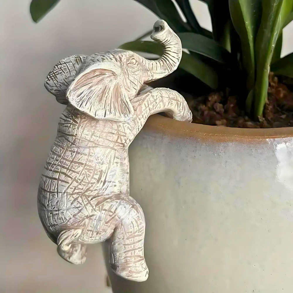 Unik Elefant Klättrande Skulptur Carvallo