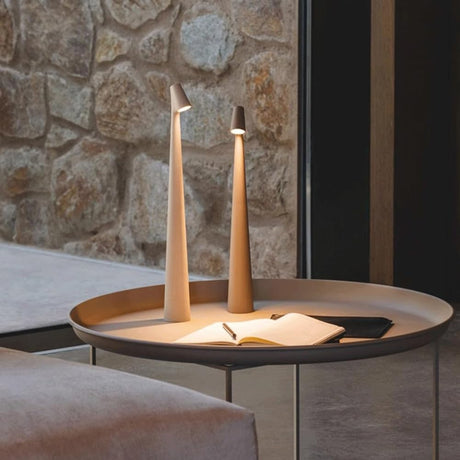 Bordslampa Modern Röd Metall LED Ljus Carvallo