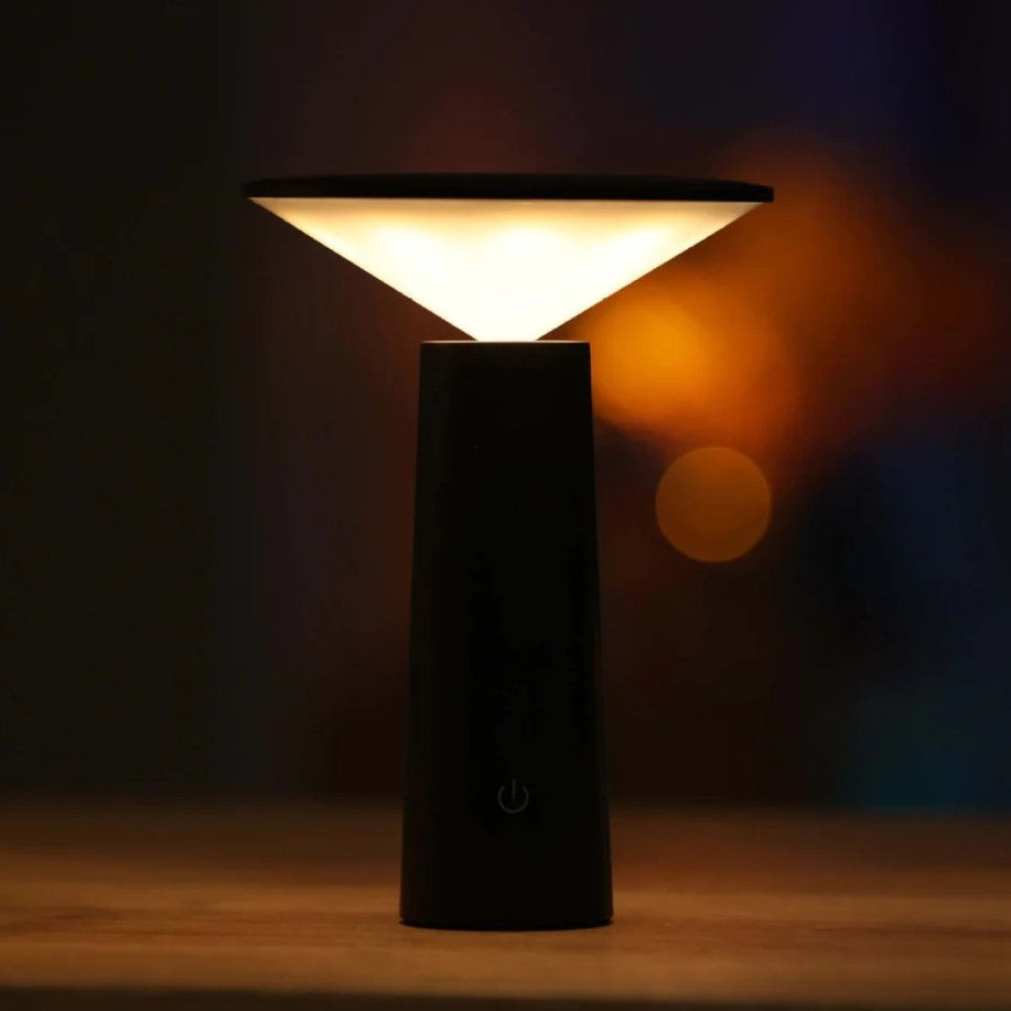 GlowPort – Mångsidig LED-lampa med flexibel design Carvallo