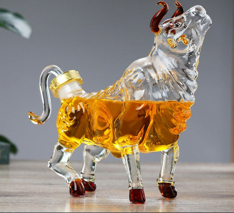 Bullish Bourbon Decanter – Handgjord tjurformad design med elegant touch MILA Sverige