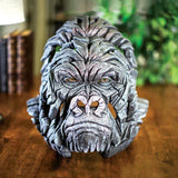 Lifelike gorilla figure made of resin for decoration Carvallo