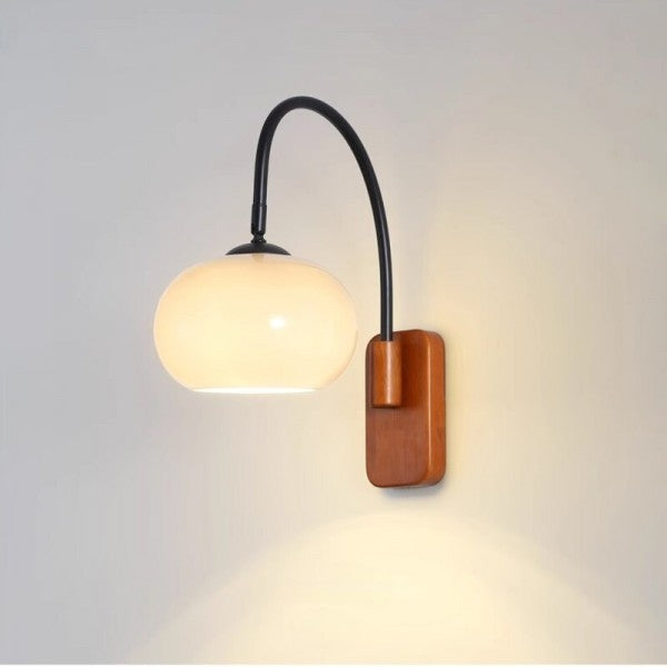 BauhausGlow – Vridbar Bauhaus Vägglampa med Khaki Glas Carvallo