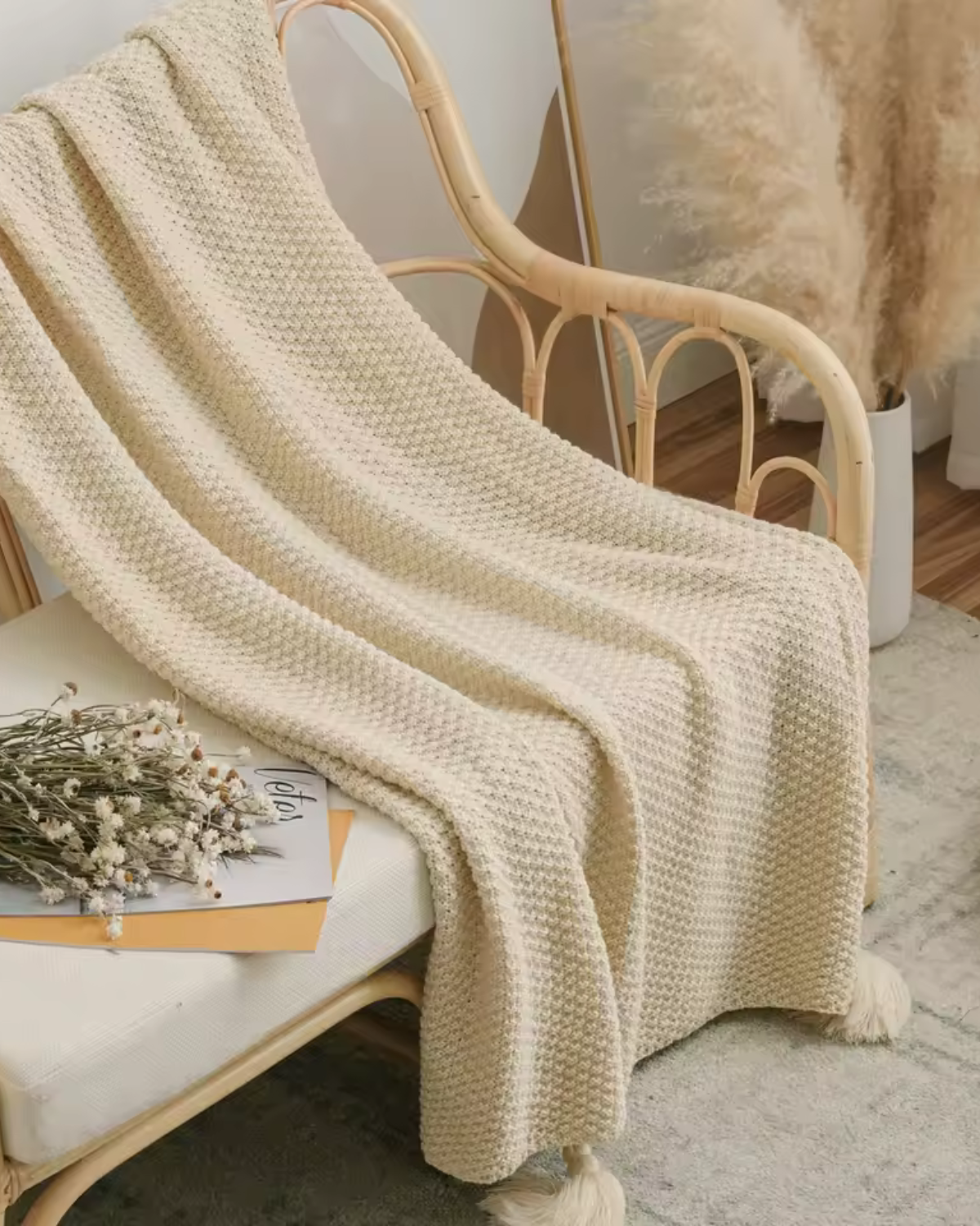 Carvallo Maison – Lyxig Stickad Filt med Subtila Fransen detaljer Carvallo