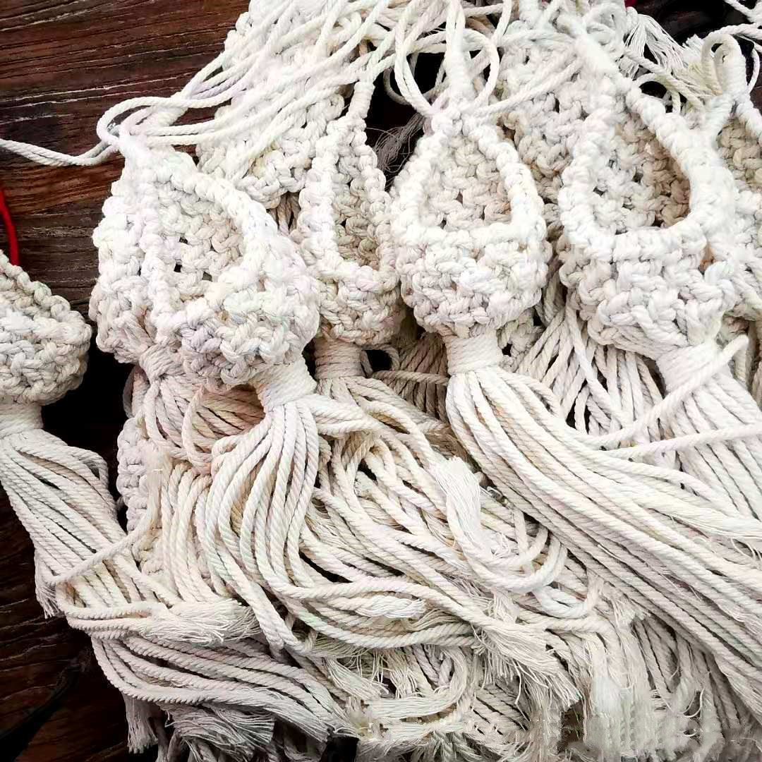 Handgjord makramé växtupphängning – Dekorativ upphängning för växter i boho-stil Carvallo