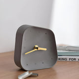 Minimalistisk skrivbordsklocka i betong – modern analog klocka MILA Sverige