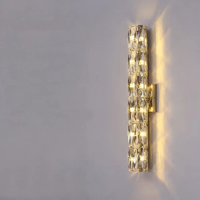 CrystalLuxe - Kunglig Sovrums Vägglampa Carvallo
