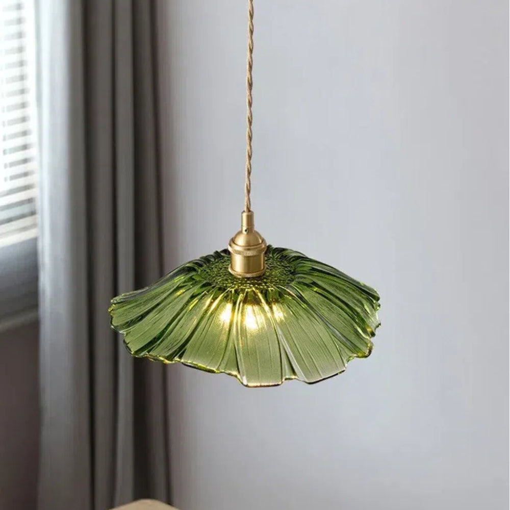 Vintage Floral Glass Pendant Light Fixture for Dining Room - Elegant Retro Design to Illuminate Your Space Carvallo