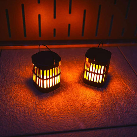 Solär LED Flamme lykta – Dekorativ utomhusbelysning för trädgård och terrass med hängmöjlighet Carvallo