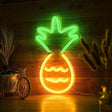 NeonGlow - Ananas vägglampa för en ljus och rolig atmosfär Carvallo
