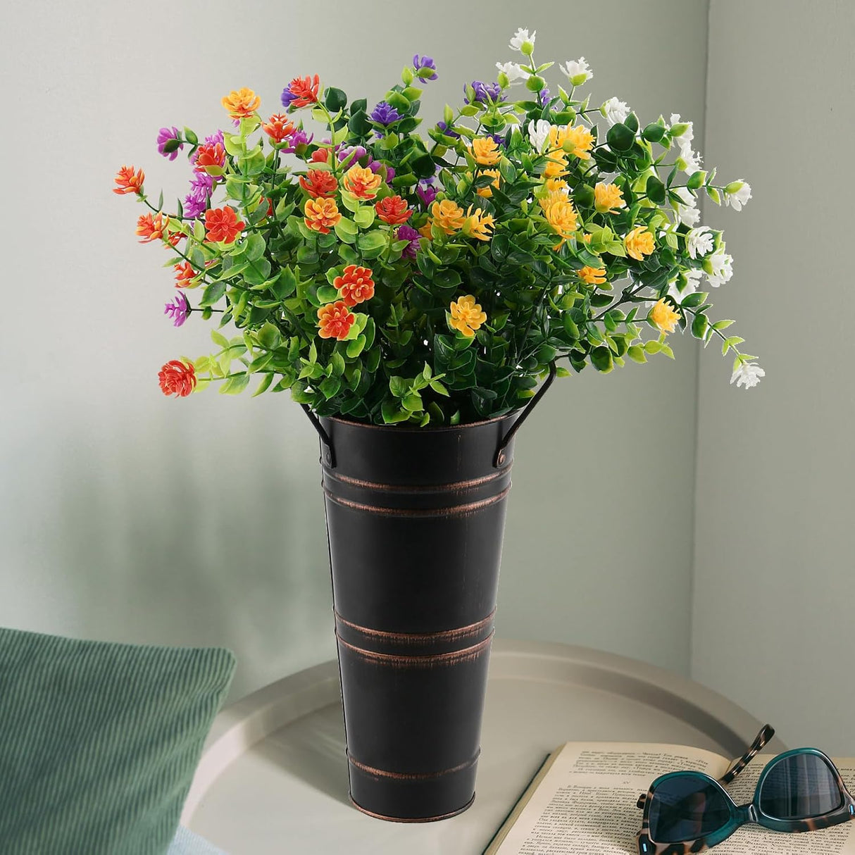 Retro Eisen-Blomkruka med handtag – Dekorativ metallblomkruka för hemmet Carvallo