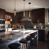 Industriell hängande ljus i retrodesign – Vintage hänglampa med metallgaller Carvallo