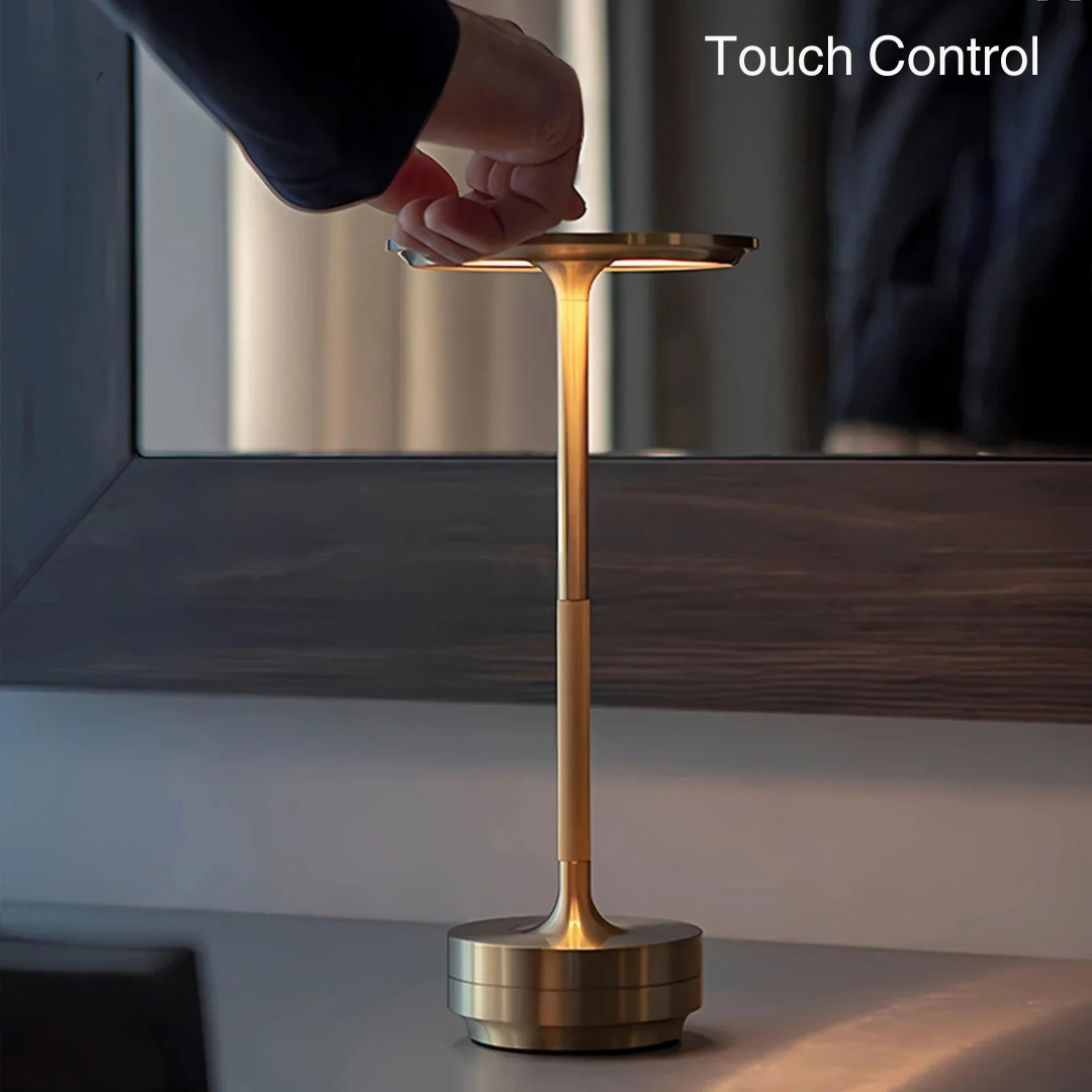 LED Bordslampa med mässing Touch Control Carvallo