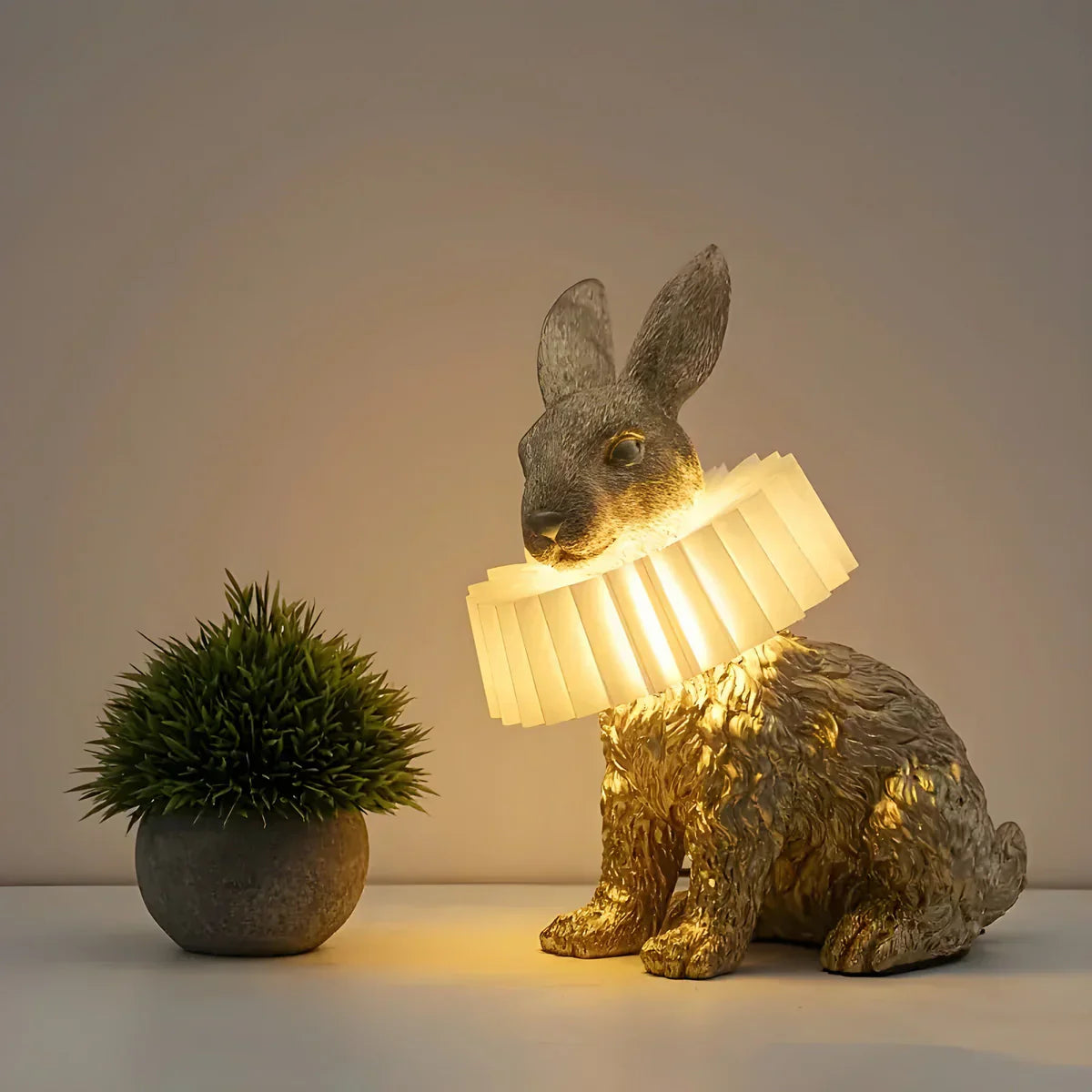 RabbitGleam - Konstnärlig Modern Kanin Bordslampa Carvallo
