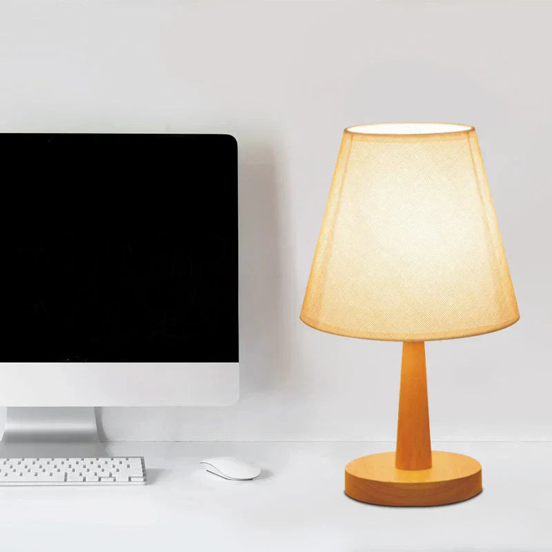 Carvallo – Minimalistisk bordlampa med mjukt LED-ljus och kompakt design för stämningsbelysning Carvallo