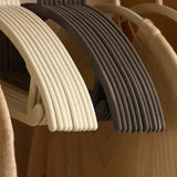 Non-Slip Curve Hangers | Set av 10 Carvallo