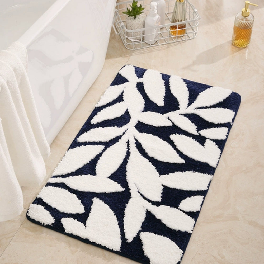 Zyphire Leaf Pattern Bath Mat Carvallo