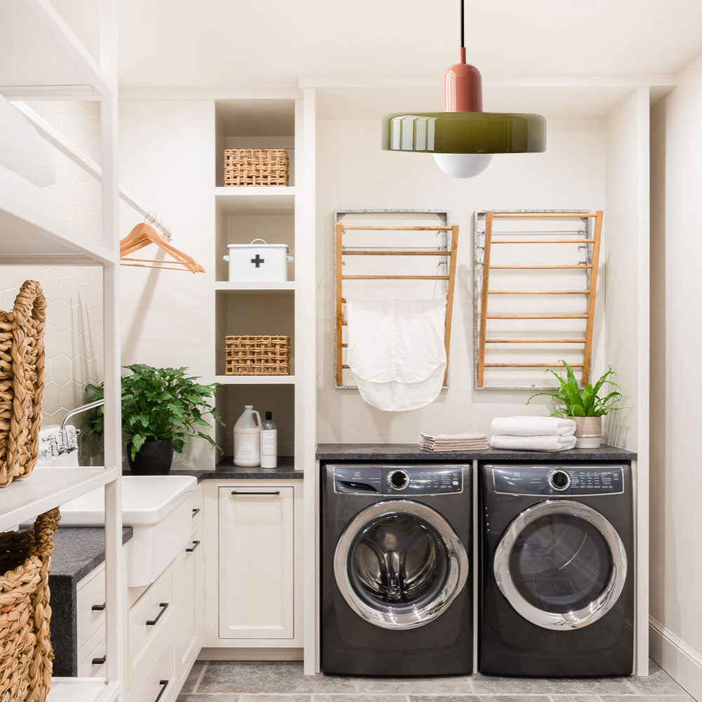 Modern Glass LED Pendant Light | H7.09" eller H8.66" | Bauhaus-inspirerad | Takarmatur | Brick by Brick Carvallo