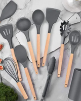 Carvallo – Miljövänligt Silikon Kökset med Bambu Handtag (12-delar) Carvallo