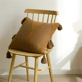 Tassel Touch Kuddar Carvallo