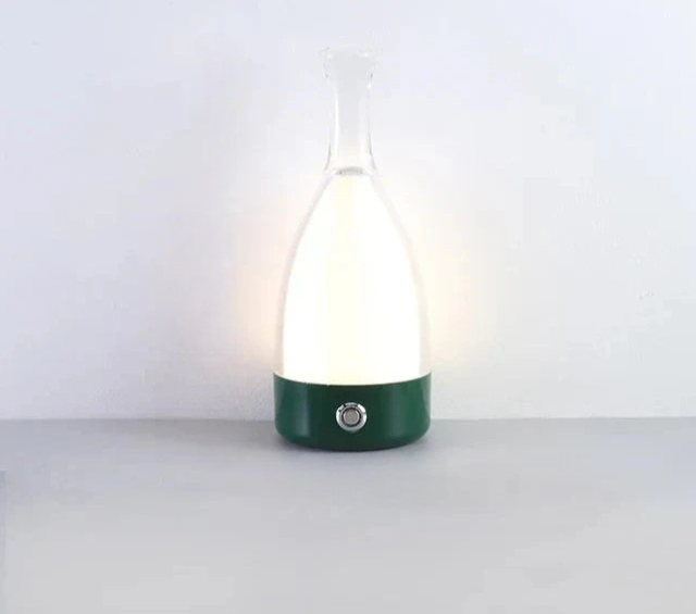 LuxeGlow - Modern Glas Bordslampa med Dimbar LED Belysning Carvallo