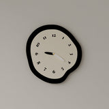 Skandinavisk V väggklocka Minimalistisk Tyst Design Carvallo