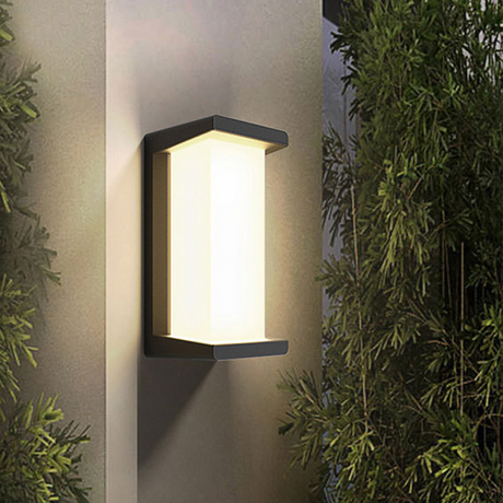 Tvåfärgad modern utomhusvägglampa Carvallo